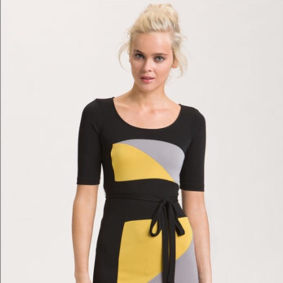 BCBG MaxAzria Color Block Dress XS Black Taupe Mustard Yellow Short Sleeves - Picture 1 of 8
